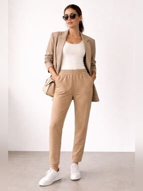 NWT Zyia Active Camel Limitless Joggers, M, Workwear, Neutral